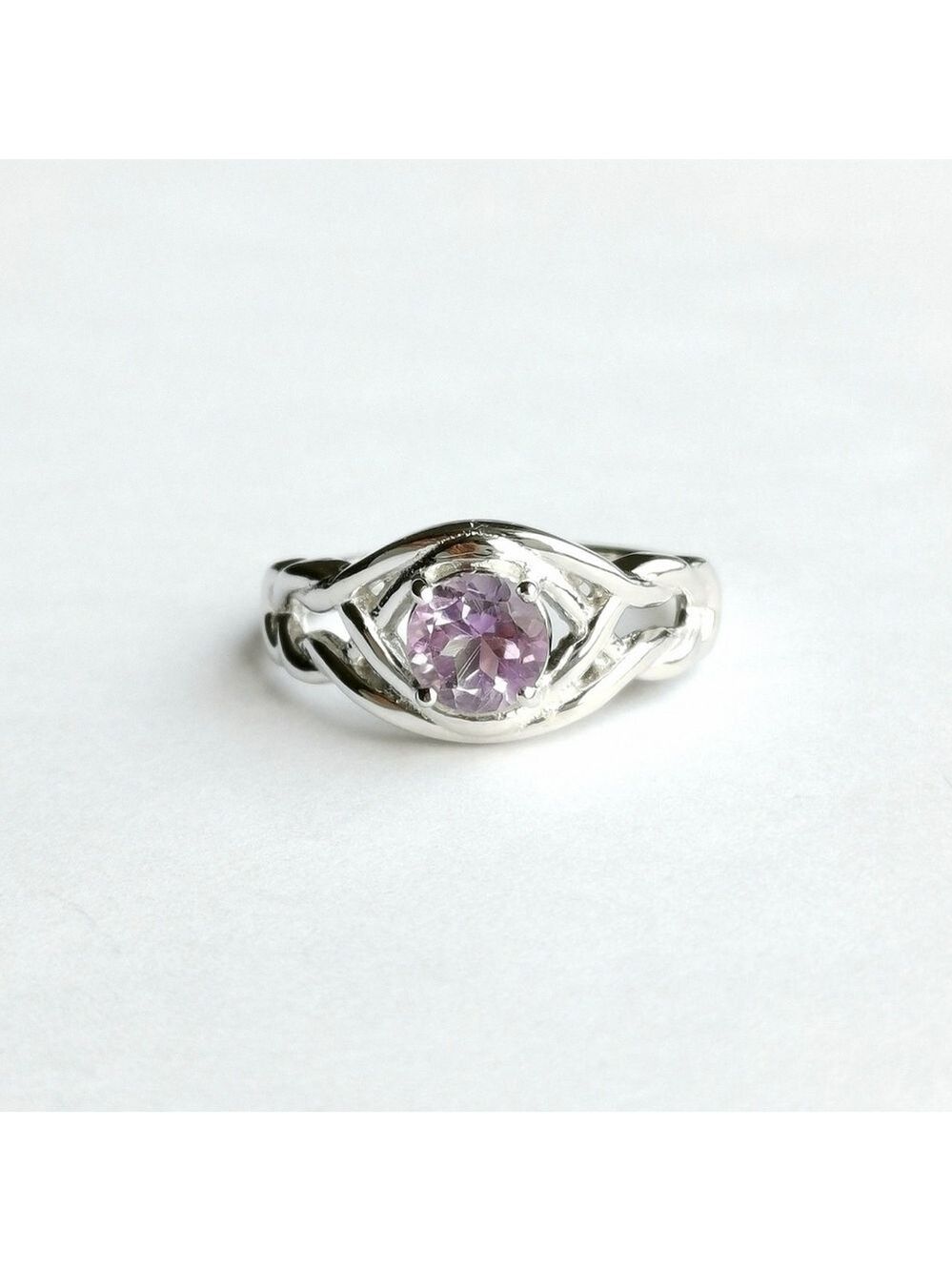 Sterling Silver Lavender Amethyst Ring Size 7